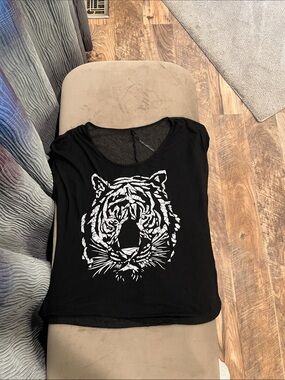 The Classic Black Short-Sleeve Tee with White Tiger Face
